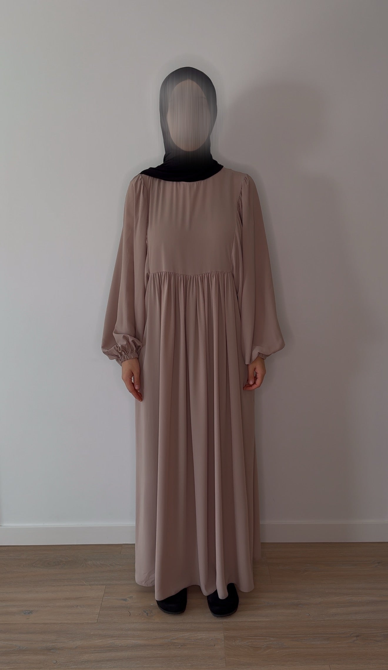 Aisha Abaya- Medina Silk