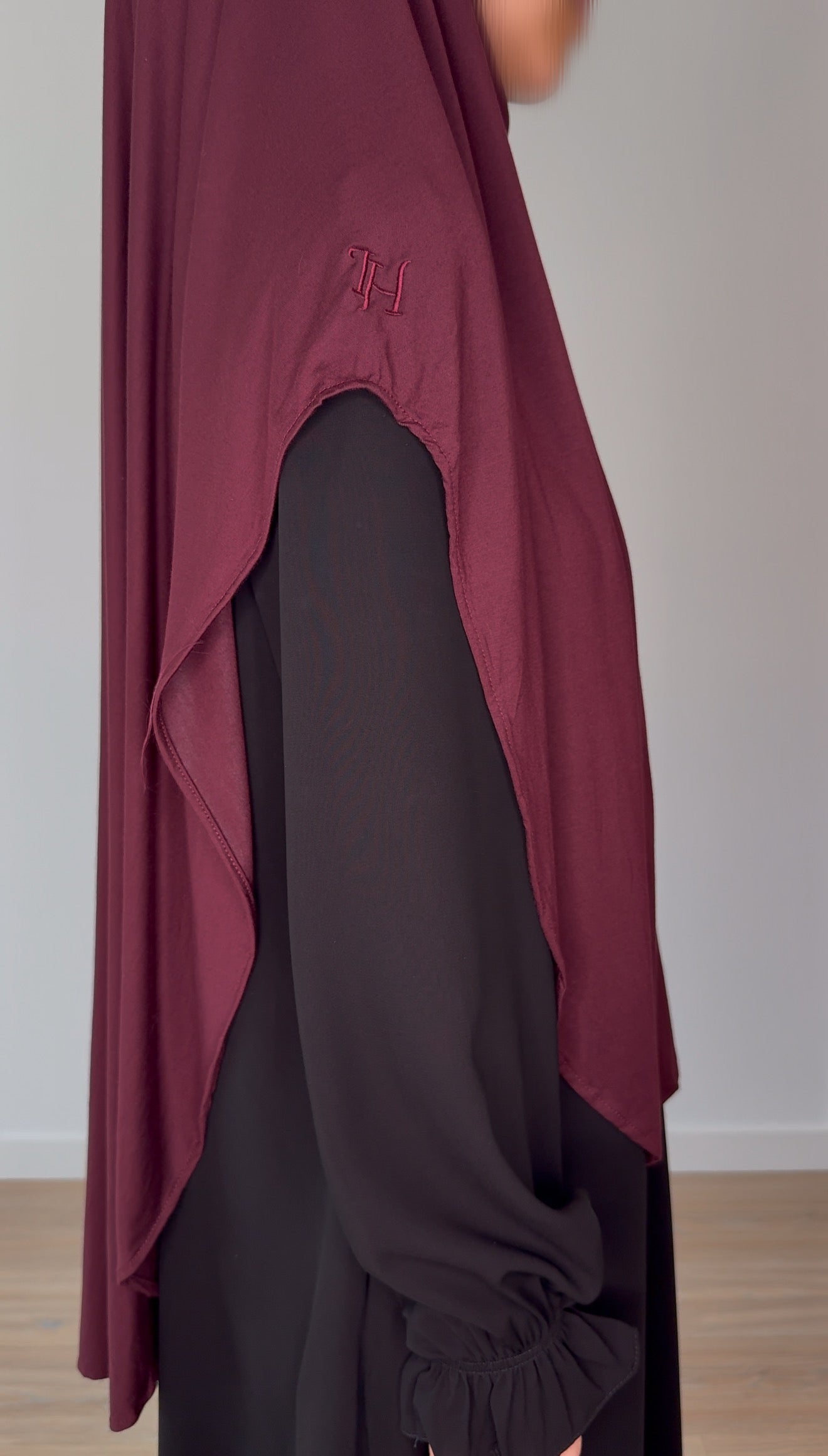 Bamboo Jilbab - Burnt Burgundy