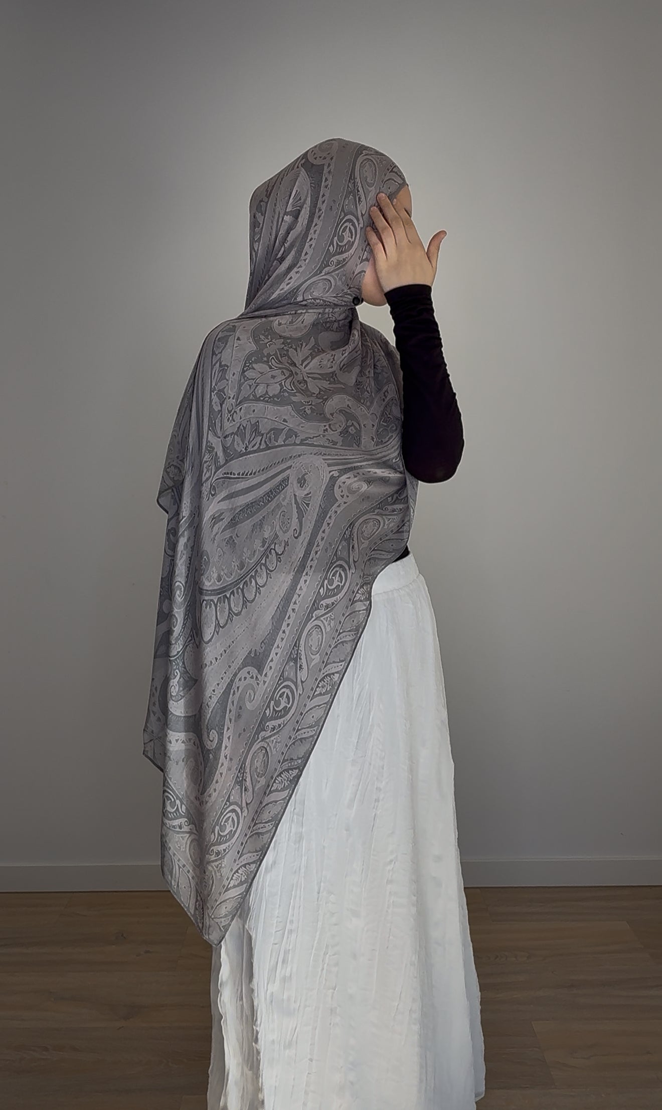 Moonshadow printed modal