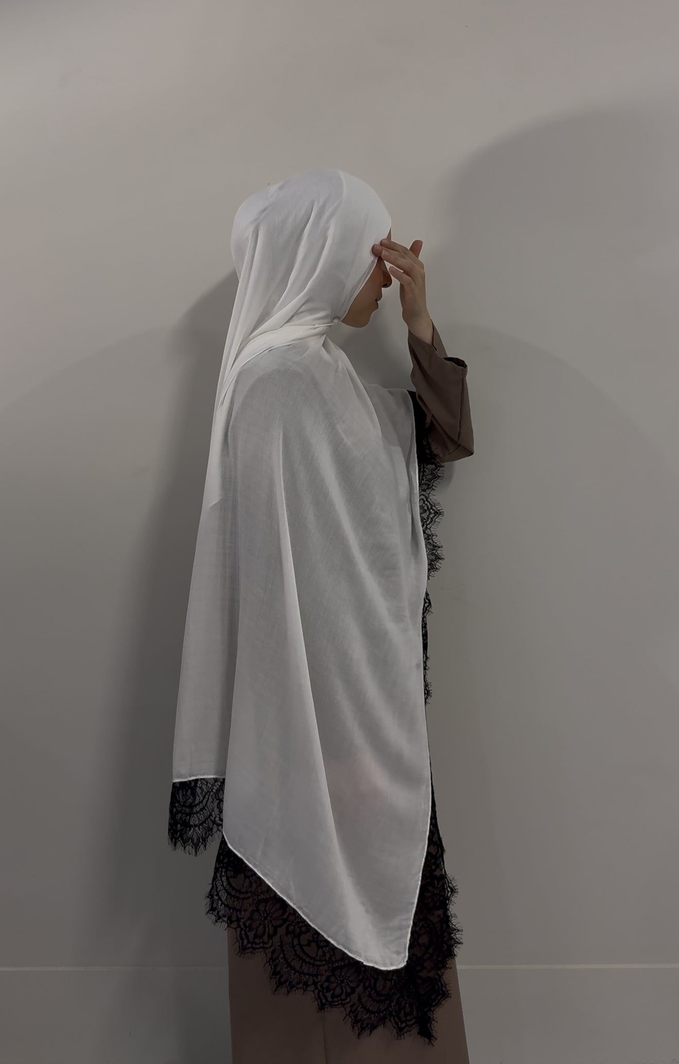 White on Black Lace Modal