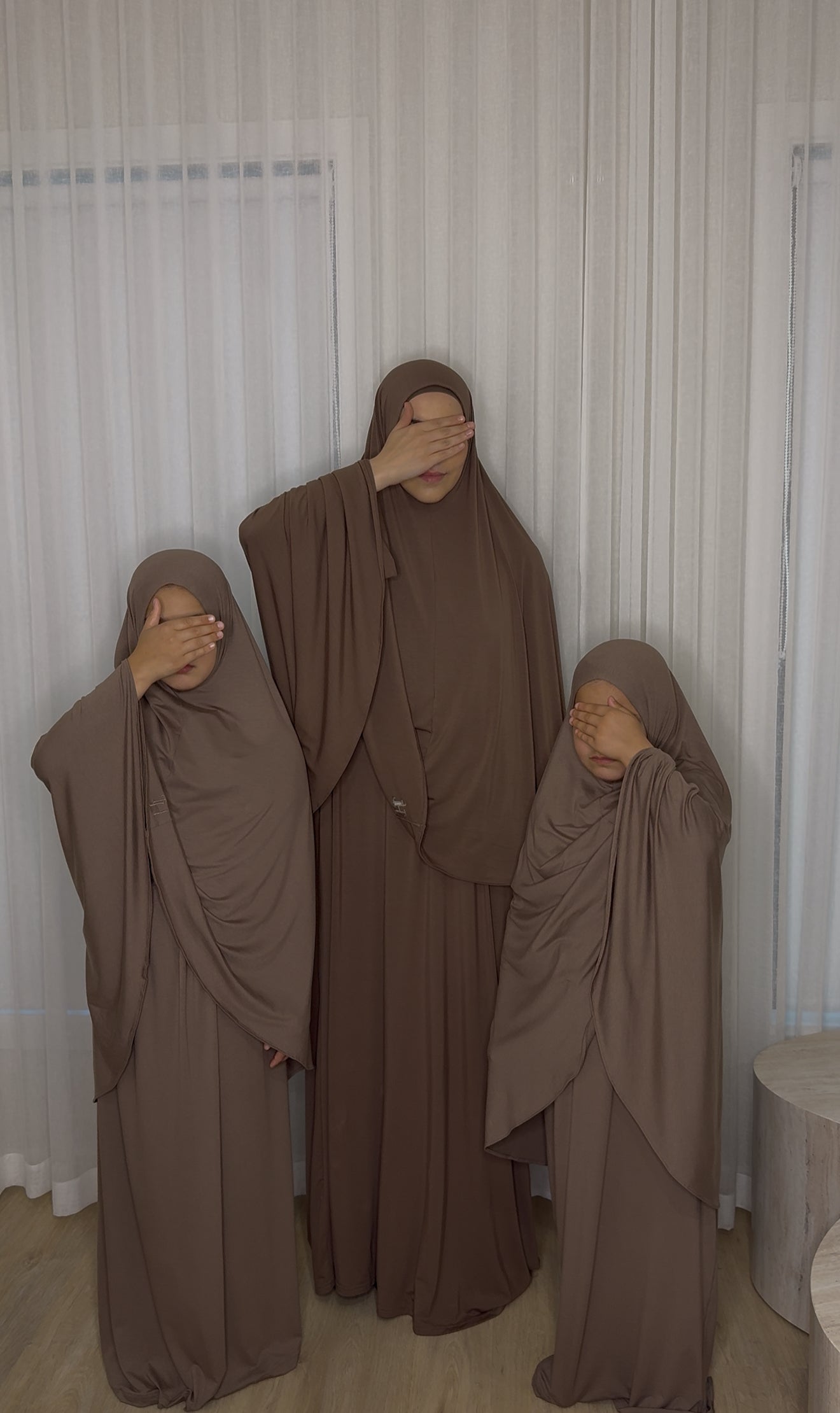 Kids prayer set - Mocha