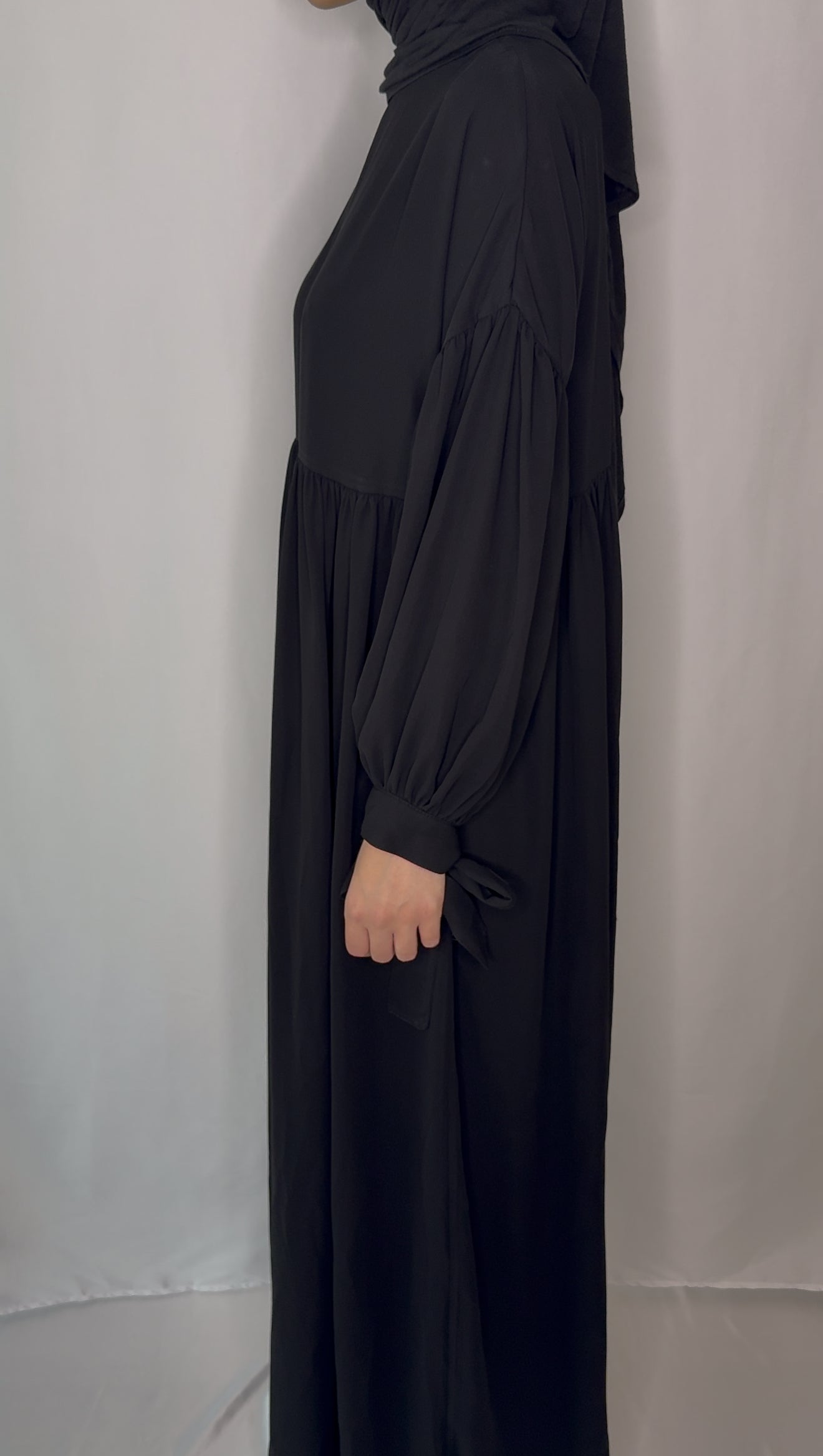 Asma Abaya- Medina Silk