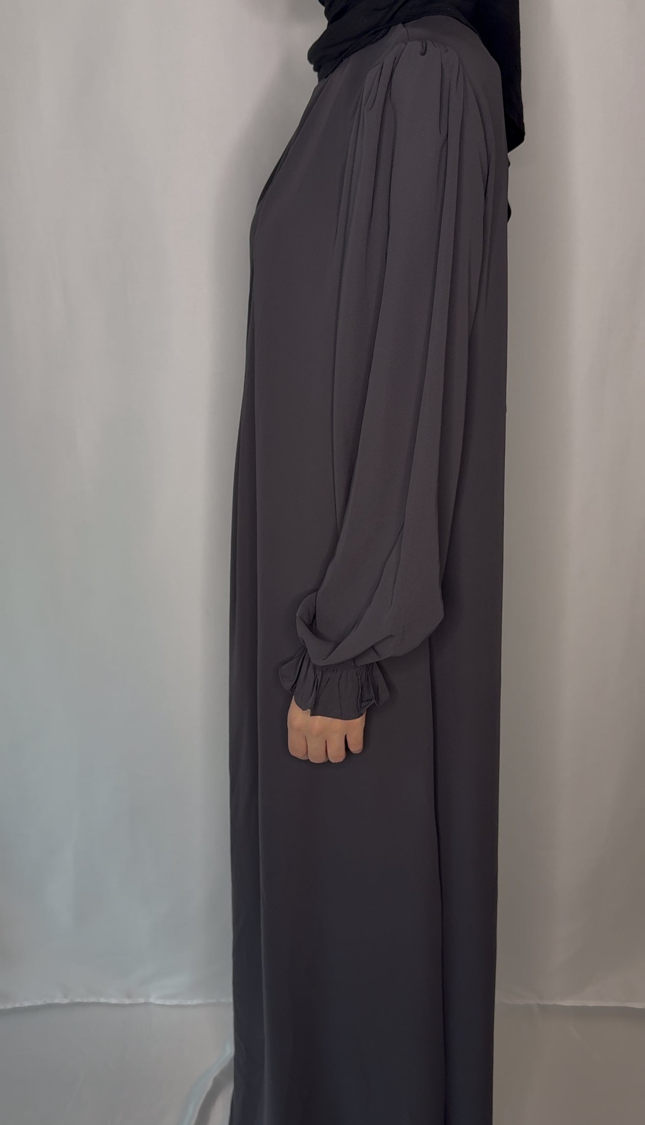 Nur Abaya- Medina Silk