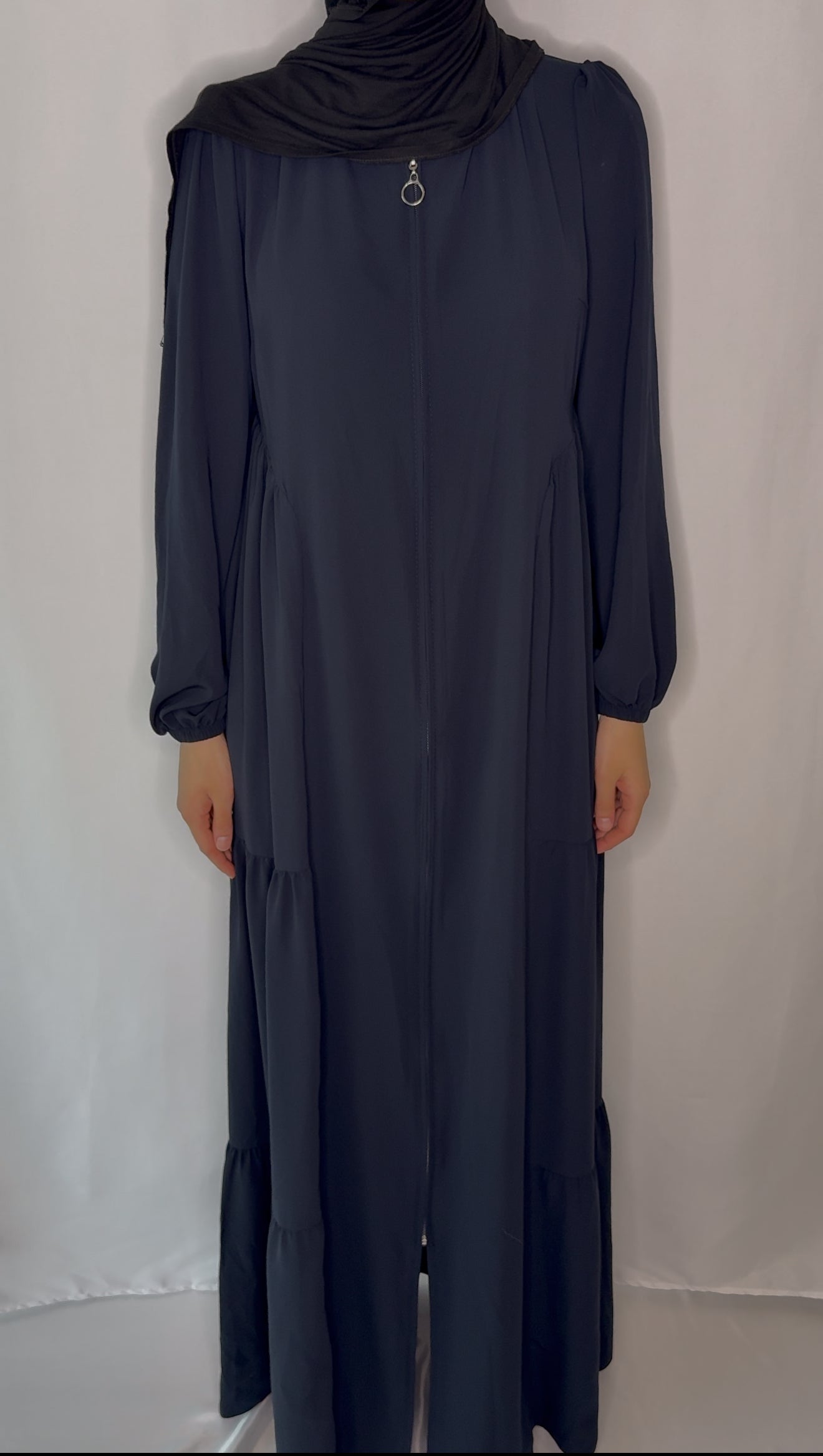 Zainab Abaya- Medina Silk