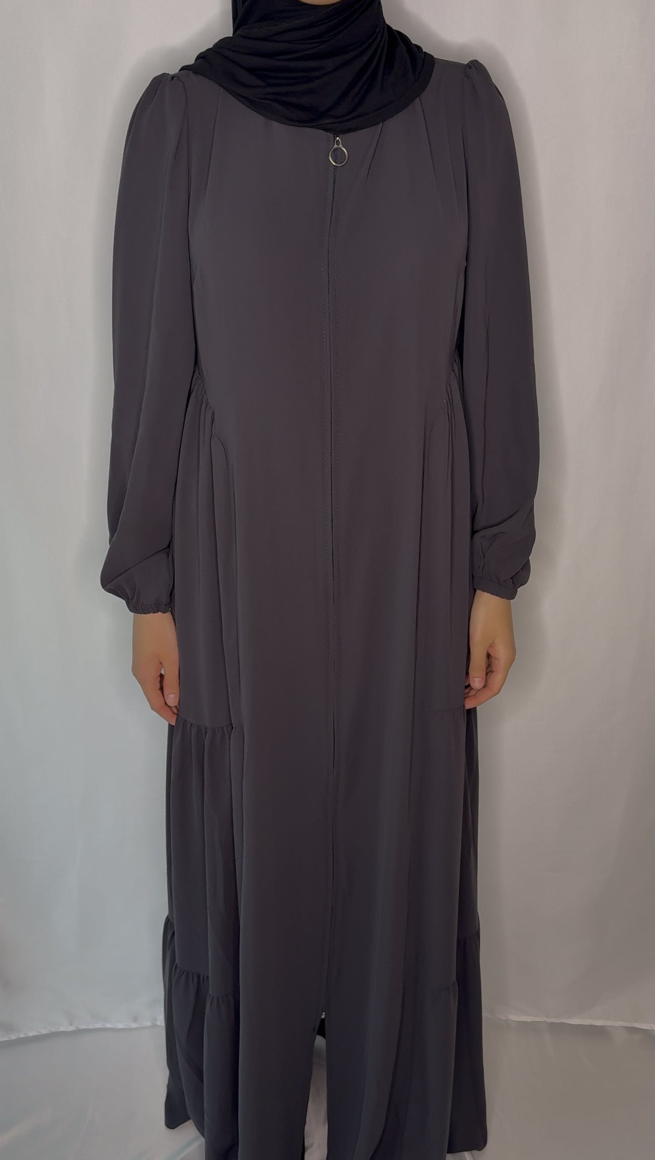 Zainab Abaya- Medina Silk